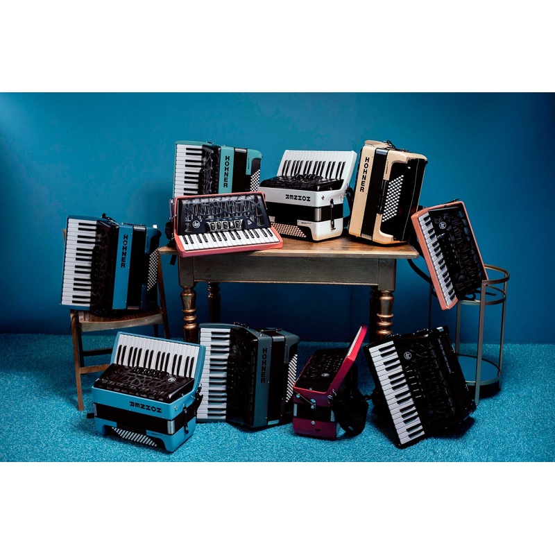 ACORDEON_DE_PIANO_CROMATICO_HOHNER_BRAVO_MYCOLOR_III_72_TWILIGHT_(RAL_7026)(1).jpg